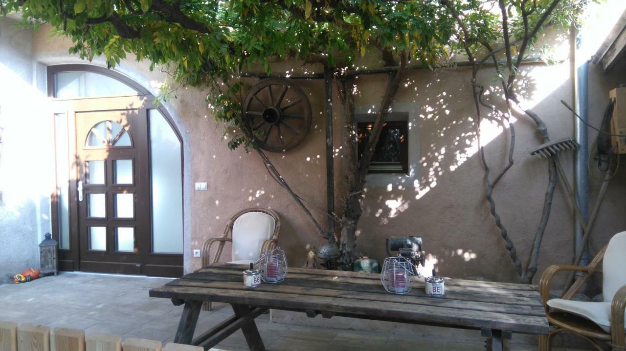Haus Moeltner - Apartment "Weinansetz" Caldaro Εξωτερικό φωτογραφία